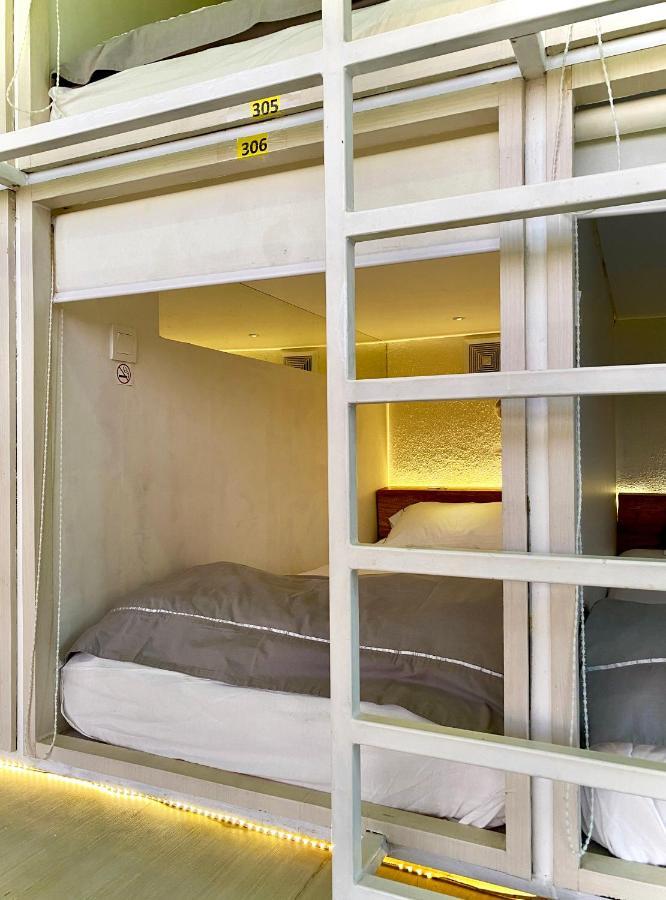 The Hide Hostel At Canggu (Adults Only) Exterior photo